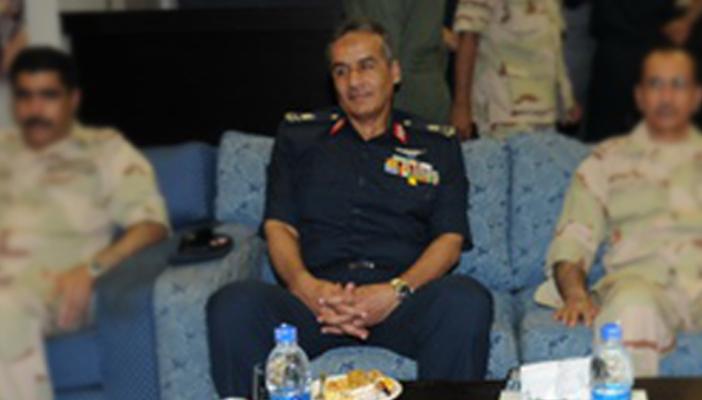 بالفيديو.. وزير الطيران الأسبق: يجب التأكد من هوية العاملين بالمطارات