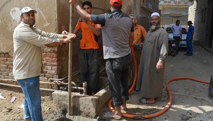 لليوم الثاني.. قطع مياه الشرب عن “إيتاي البارود” بحجة سحب مياه الأمطار