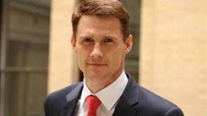 بالفيديو.. السفير الإنجليزي في مصر “مشجع” للاتحاد السكندري