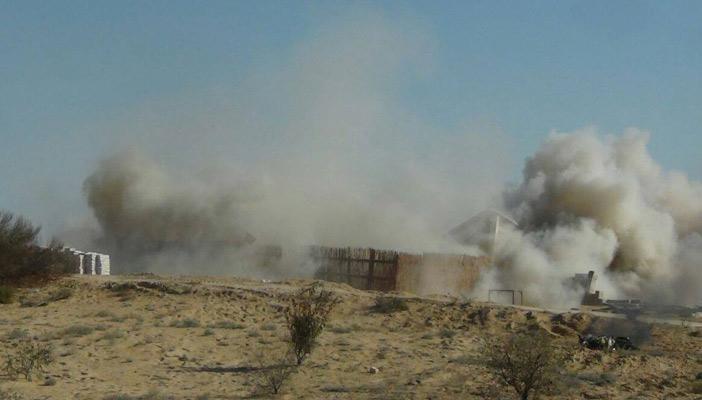 مصادر لـ”رصد”: مقتل مواطن وإصابة ولده بقصف للمدفعية المصرية برفح