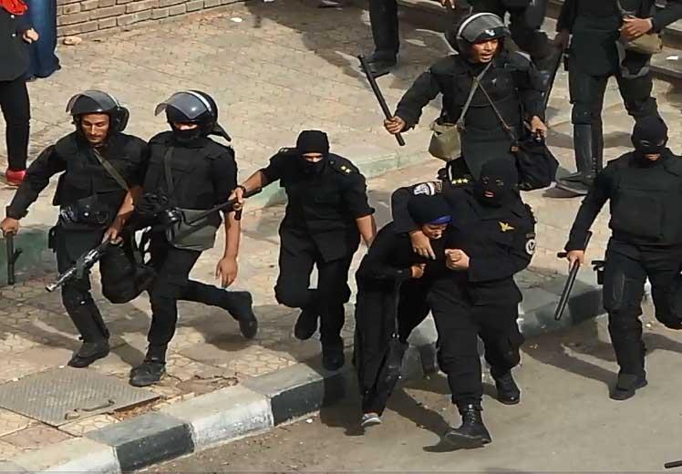 أمن الانقلاب يختطف الطالبة “أسماء” من أمام جامعة الأزهر