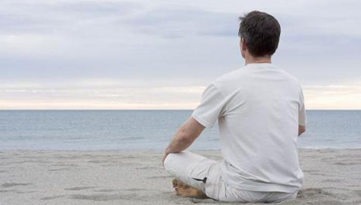 دراسة: “التأمل” أقوى من المورفين ويقلل الألم بنسبة 44%