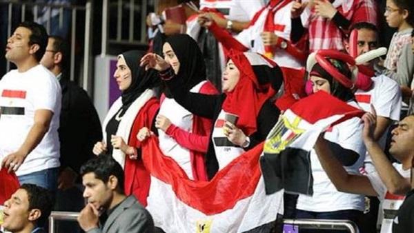 الأمن يشتبك مع فالكون أمام غرف تغيير ملابس منتخبي مصر وغانا