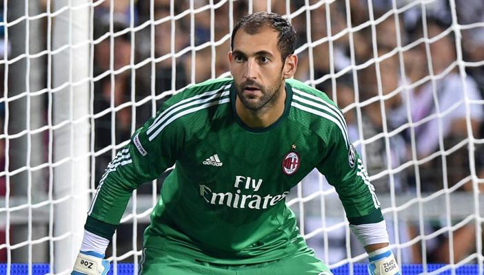 لوبيز يقترب من الرحيل عن الميلان