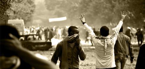 هل حقًا باع الإسلاميون “شباب الثورة” في مواجهات العسكر؟