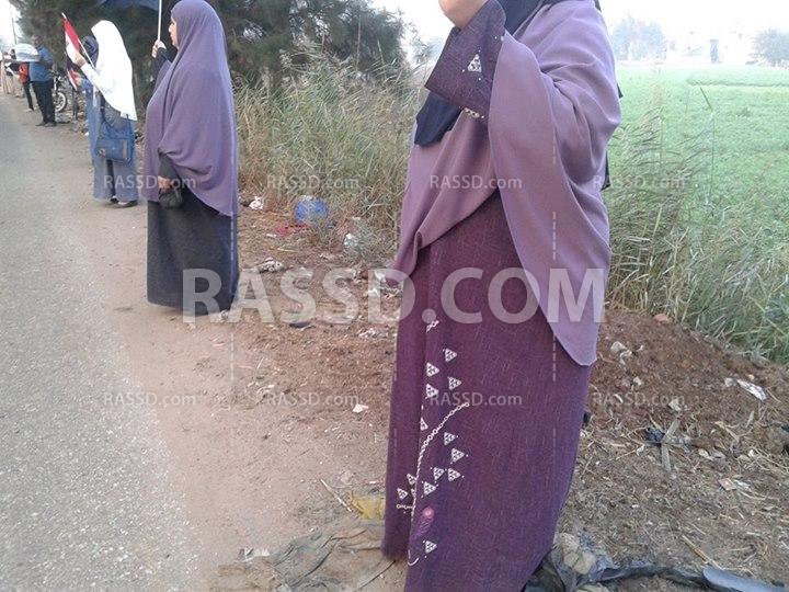 سلاسل بشرية في نوسا البحر بالدقهلية تنديدًا بالانقلاب العسكري