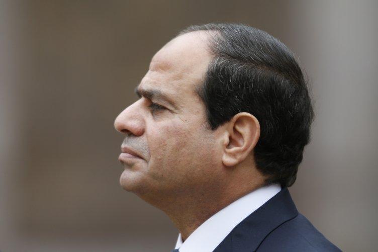 العجاتي: السيسي متمسك ببقاء لجنة الإصلاح التشريعي مع وجود البرلمان