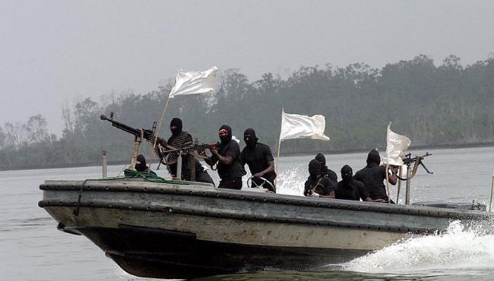 قراصنة صوماليون يستولون على سفينة إيرانية على متنها 15 بحارا