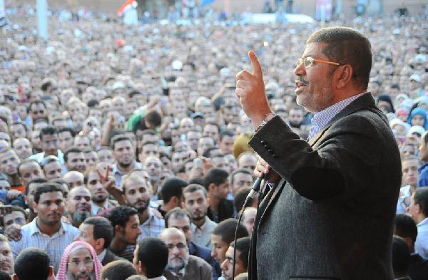 فيديو..محامي العادلي :تم منع إذاعة محاكمة مرسي خوفا منه