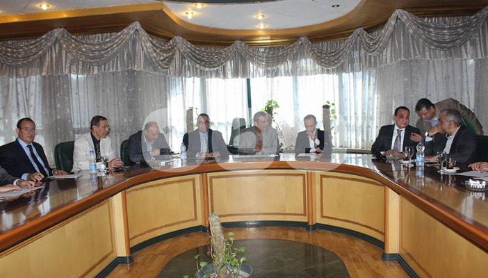 بالصور..”الصحفيين” تعقد اجتماعًا مغلقًا لوضع إستراتيجية تواجه التحديات