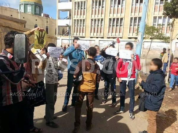 “عفاريت” الإعدادي بالدقهلية ينظمون وقفة ضد الانقلاب