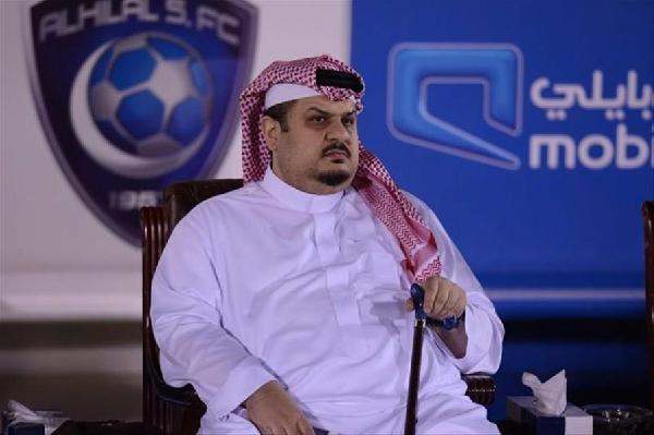 رئيس الهلال السعودي يطالب اتحاد الكرة بتقديم استقالته