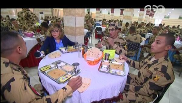 بالفيديو.. القوات المسلحة ترد على “عساكر” الجزيرة بفيلم “الصاعقة”