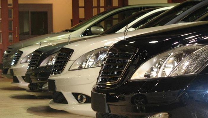 جهاز حماية المستهلك: تجار السيارات استغلوا ندرة الدولار ورفعوا الأسعار