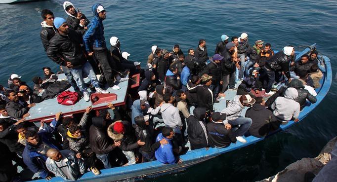 المغرب يُسلم 6700 بطاقة إقامة لمهاجرين غير شرعيين