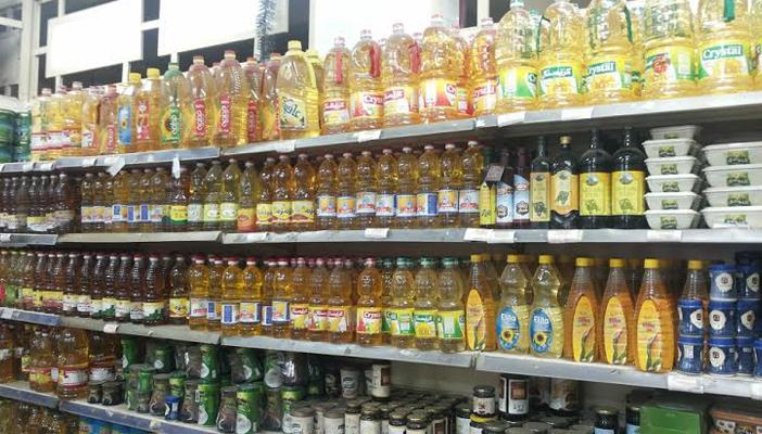 التموين تخفض أسعار 62 سلعة بالمجمعات الاستهلاكية