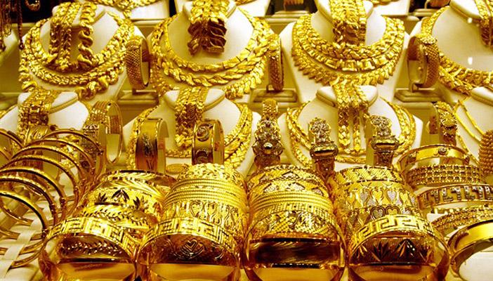 انخفاض أسعار الذهب والدولار يسجل 8.62 جنيه بالسوق السوداء
