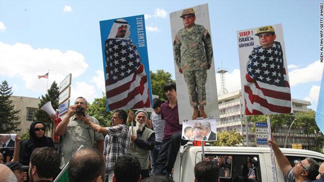 ضابط CIA سابق: إجهاض الثورة وتمكين العسكر استراتيجية سعودية