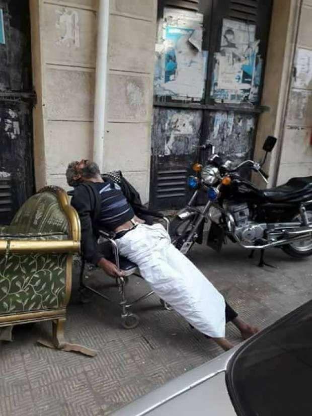 مدير المستشفى الأميرى ببورسعيد  يطرد مريضًا ليلفظ أنفاسه على الرصيف