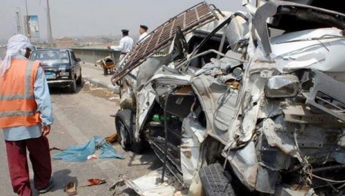 مصرع وإصابة 23 في حادث تصادم على طريق الفيوم- القاهرة