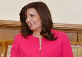 وزيرة الهجرة: أمكم مصر بتقولكم ارجعوا ومغردون: شوفي شغلك يا “ولية”