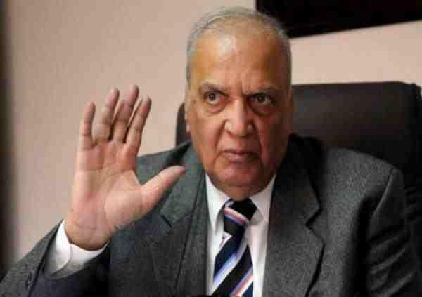 فرحات: قانون التصرف في أراضي القوات المسلحة صدر في عهد السادات