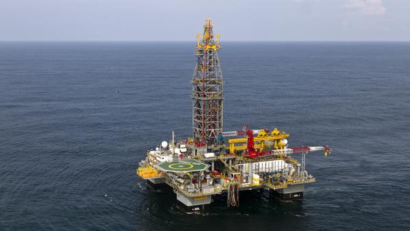 ستانلي يخفض توقعاته لنموالنفط.. والبحرين وعمان الأشد تضررا