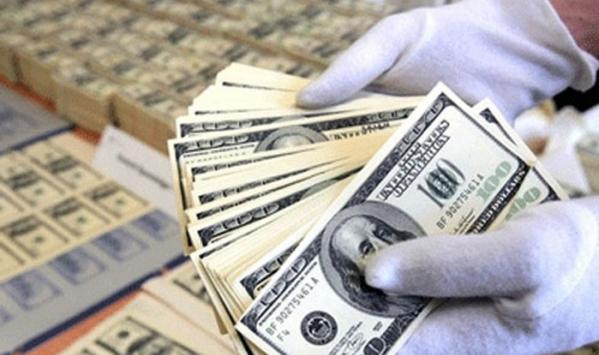 الدولار يتراجع عالميا رغم ارتفاع طلبات القروض العقارية الأميركية