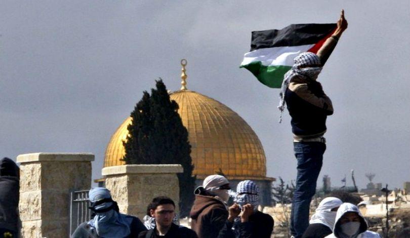 حقوقيون أتراك يؤكدون دعمهم لانتفاضة الأقصى