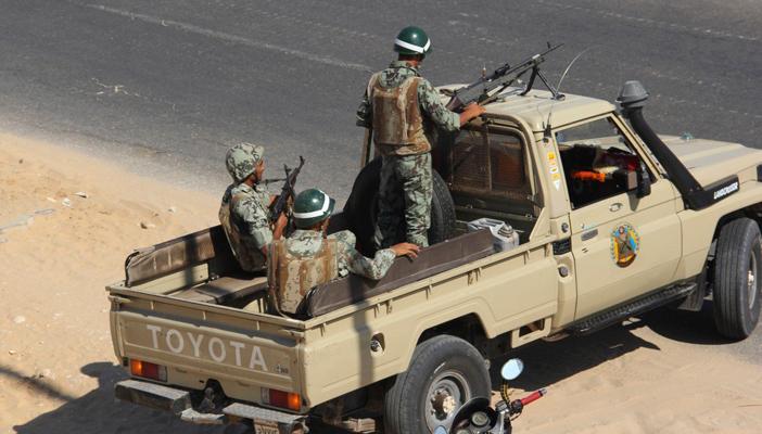 الجيش يفتح النيران على طريق “مصر-الإسماعيلية” أثناء مرور السيارات