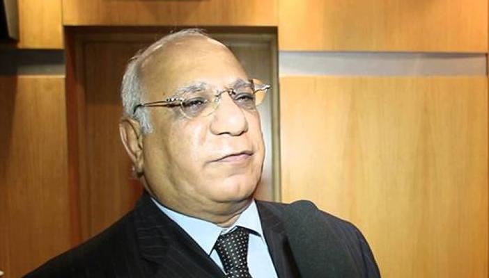 نادر نور الدين: لا توجد الآن شخصية قانونية محترمة تتولى رئاسة البرلمان