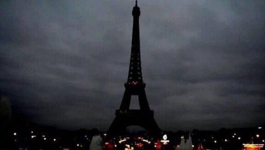 بالفيديو: برج إيفل يتضامن مع حلب بإغلاق أضوائه