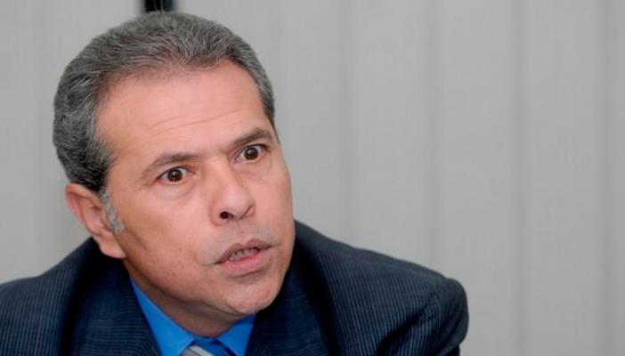 بالفيديو.. توفيق عكاشة يحذر من زرع قنابل داخل البرلمان