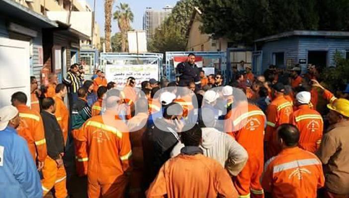 العاملون بالشركات التابعة لقناة السويس يعلنون الدخول في “اعتصام مفتوح”