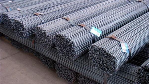 مواد البناء.. حديد بشاي يسجل 9800 جنيه للطن .. وأسمنت الممتاز 740