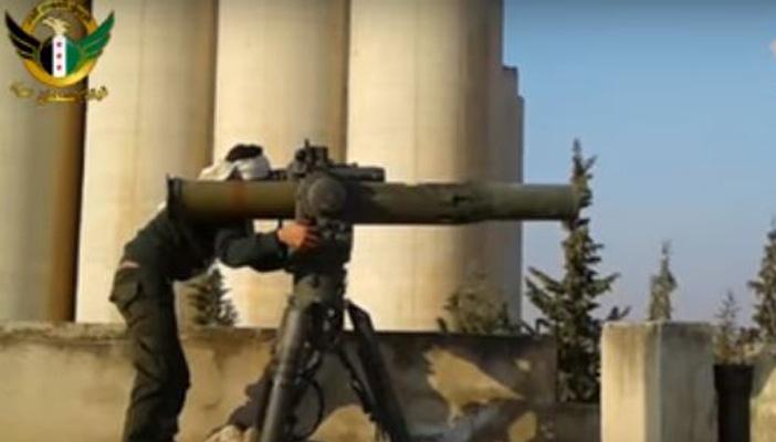 بالفيديو.. تدمير سيارة محملة بالذخيرة على جبهة خان طومان السورية