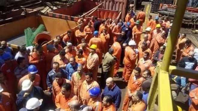 اعتصام عمال شركة الخدمات البترولية بالإسكندرية بسبب فساد الإدارة