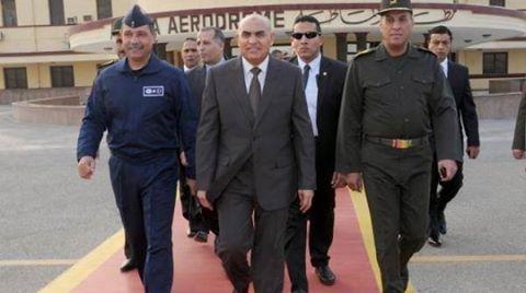 بعد بدلة صدقي صبحي.. نشطاء: “بنلف في دواير والدنيا تلف بينا”