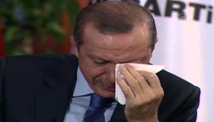 بالصور.. تعرف على الرسالة التي أبكت الرئيس التركي