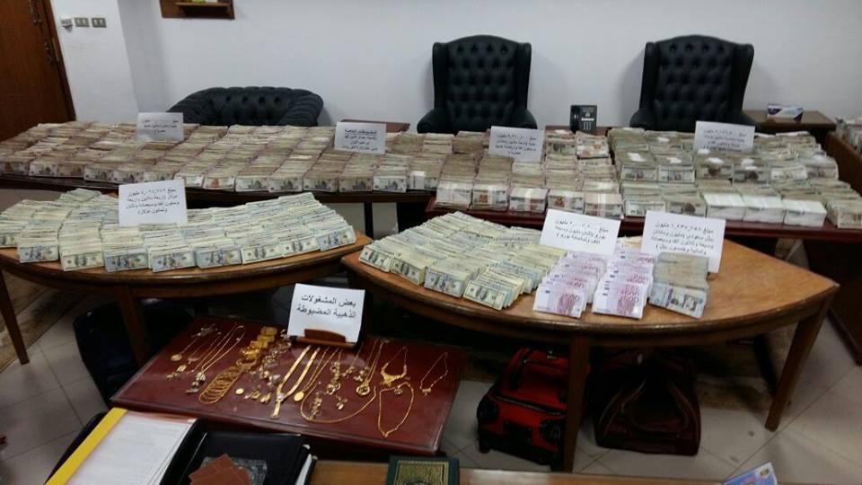 القبض على مسؤول بجهة رقابية بتهمة تقاضيه رشوة بملايين الدولارات