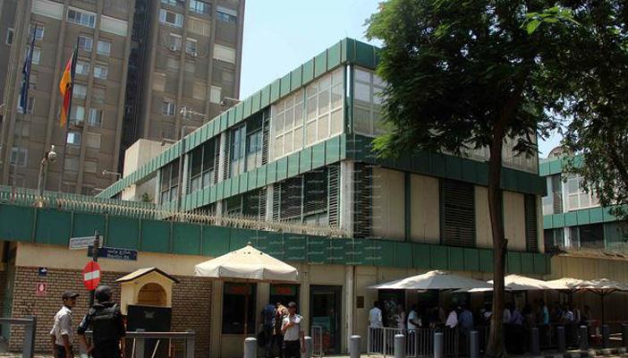 السفارة الألمانية تنفي استقبالها طلب لجوء سياسي من عكاشة