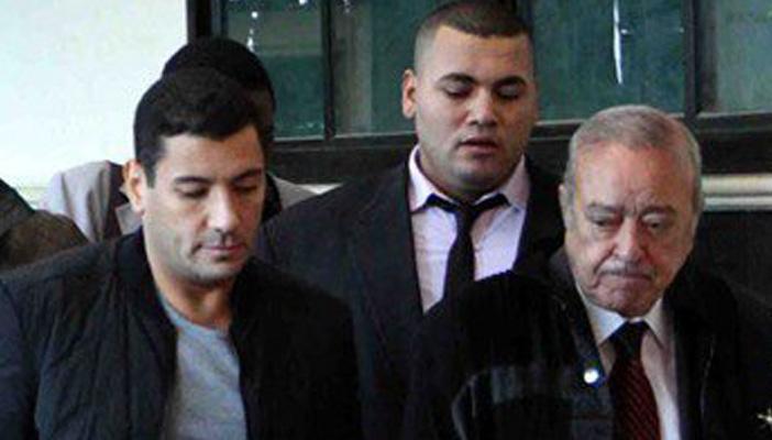 ترحيلات قسم مصر القديمة تستعد لنقل إسلام بحيري لسجن طره