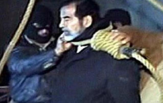 بالفيديو.. تفاصيل جديدة لحظة إعدام صدام حسين
