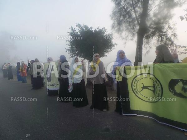 سلاسل بشرية صباحية بميت غمر للمطالبة بعودة الشرعية