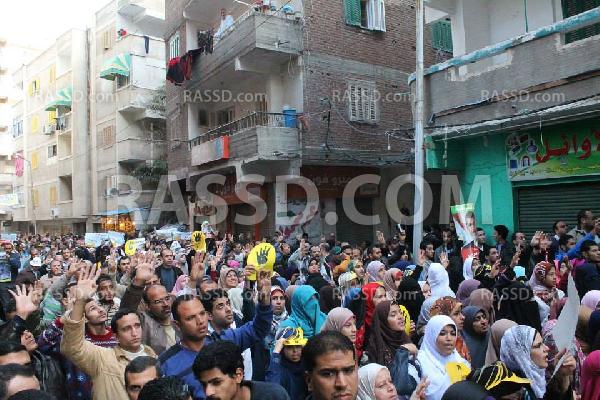 مسيرة حاشدة بغرب الأسكندرية في جمعة الشعب يشعل ثورته