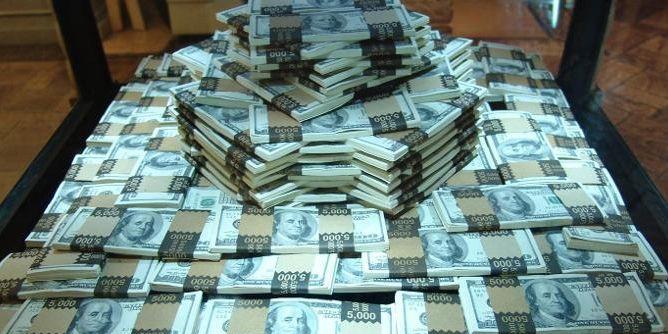 خبير اقتصادي ل”رصد”: توابع كارثية بعد التحفظ على أموال ال 112