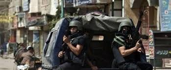 بالصور | مداهمة منازل بالدلنجات فجرا عقب مسيرة للأهالي