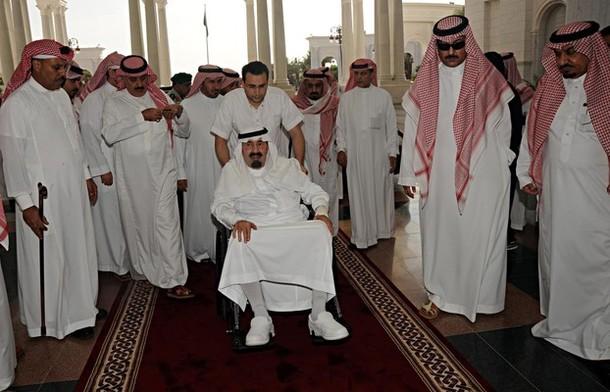 قناة مصرية: تنحى ملك السعودية خلال ساعات.. وسلمان خلفًا له