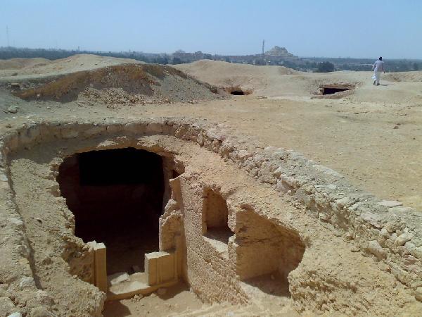 الكشف عن مقبرة ملك فرعوني تعود إلى 3700 عام