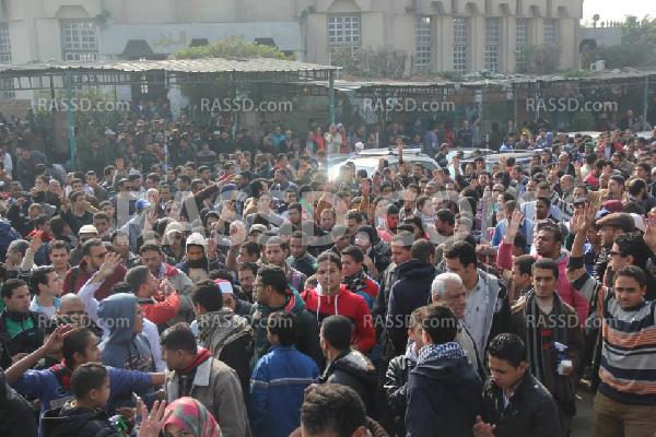 الأمن يلاحق المتظاهرين بعد فض مسيرة مدينة نصر